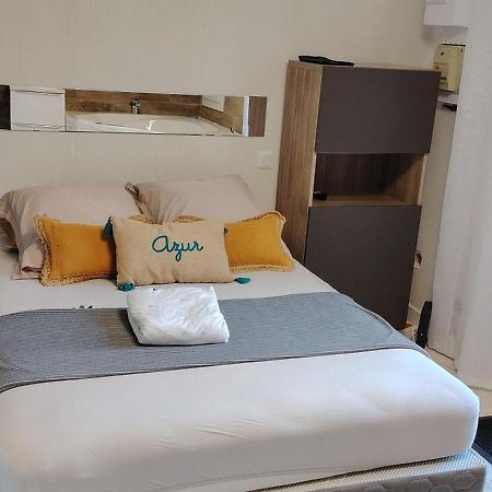 Studio Cosy Balneo Avec Jardin เลอบาร์กาแรส ภายนอก รูปภาพ